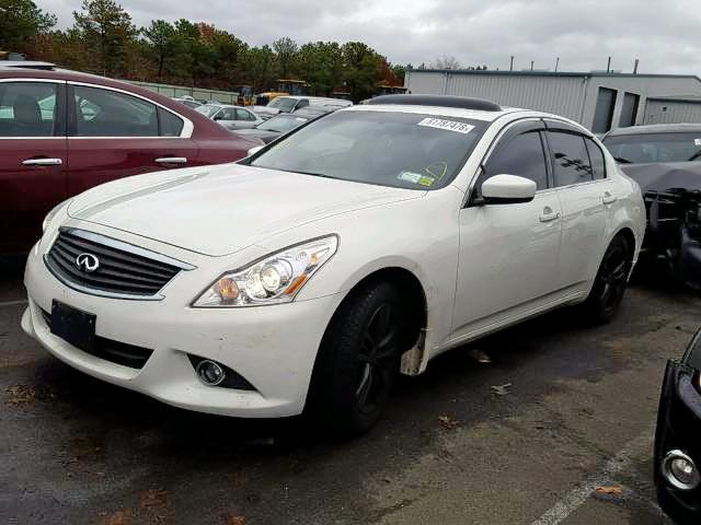 JN1CV6AR3DM769110 - 2013 INFINITI G37 WHITE photo 2