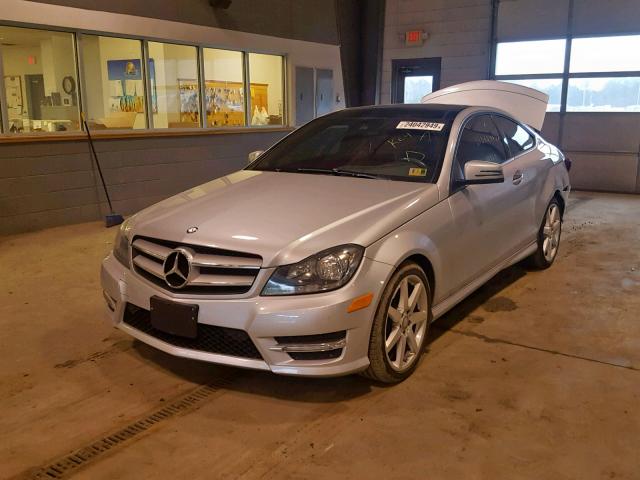 WDDGJ4HB4DF989440 - 2013 MERCEDES-BENZ C 250 SILVER photo 2