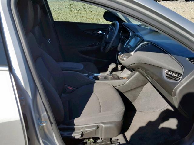1G1ZB5ST5JF210199 - 2018 CHEVROLET MALIBU LS Silber Foto 5