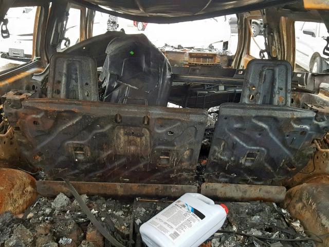 5GTDN136268100919 - 2006 HUMMER H3 BURN photo 9