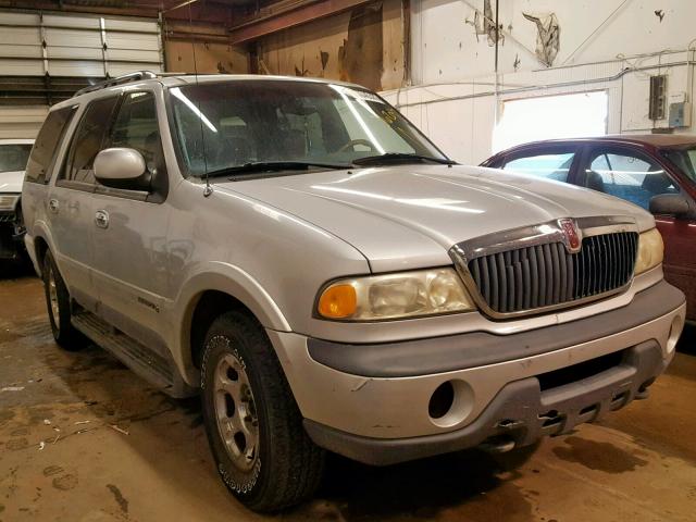5LMPU28L4WLJ62047 - 1998 LINCOLN NAVIGATOR Gümüş foto 1