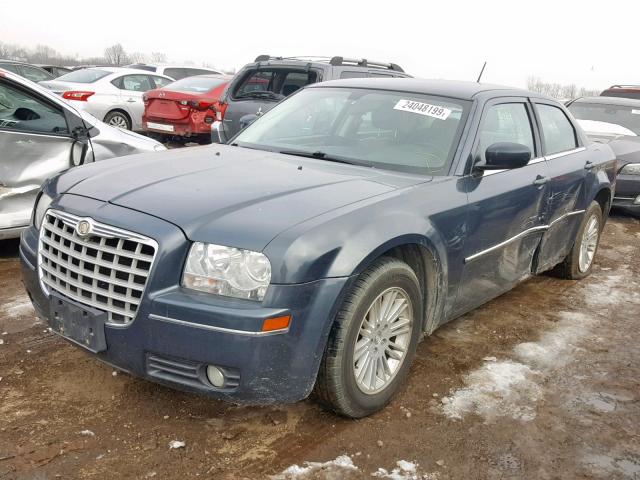 2C3KA53G98H180294 - 2008 CHRYSLER 300 TOURIN GRAY photo 2