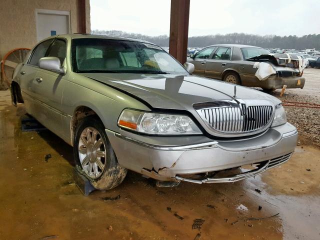 1LNHM82V77Y632015 - 2007 LINCOLN TOWN CAR S SILVER photo 1