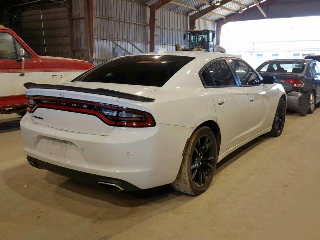 2C3CDXHG2GH303707 - 2016 DODGE CHARGER SX WHITE photo 4