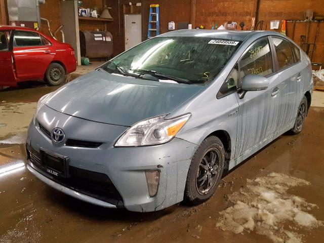 JTDKN3DU5E1746535 - 2014 TOYOTA PRIUS BLUE photo 2