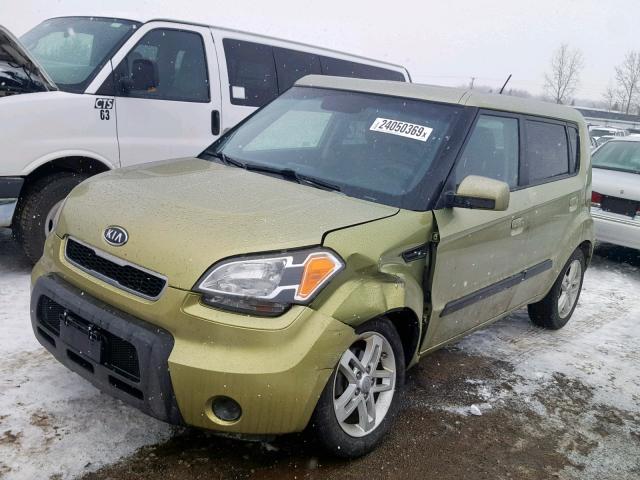 KNDJT2A20A7088211 - 2010 KIA SOUL + GREEN photo 2