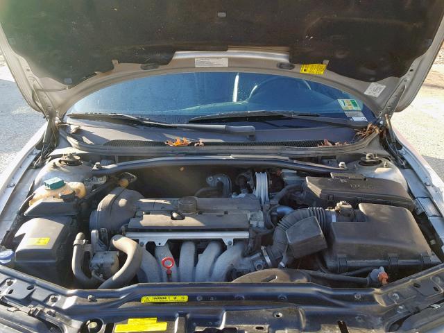 YV1RS61T042401212 - 2004 VOLVO S60 SILVER photo 7