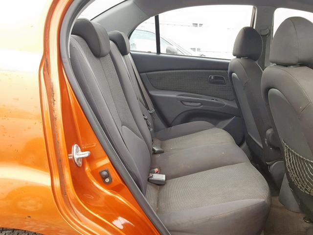 KNADE223996531596 - 2009 KIA RIO BASE ORANGE photo 6