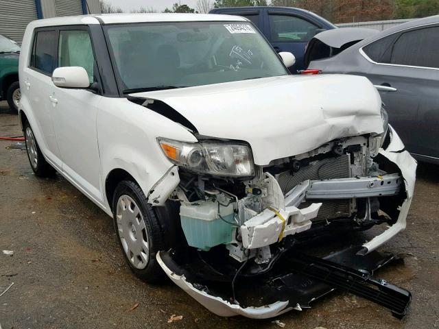 JTLZE4FEXFJ074472 - 2015 TOYOTA SCION XB WHITE photo 1