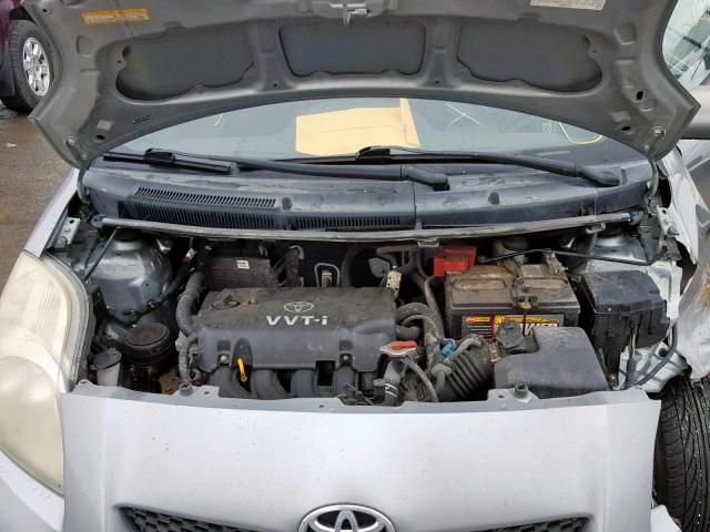 JTDJT903195221469 - 2009 TOYOTA YARIS SILVER photo 7