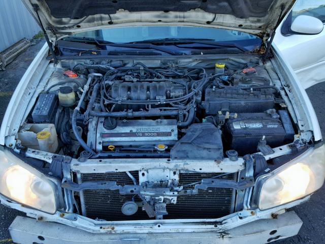 JN1CA31D41T604098 - 2001 NISSAN MAXIMA GXE WHITE photo 7