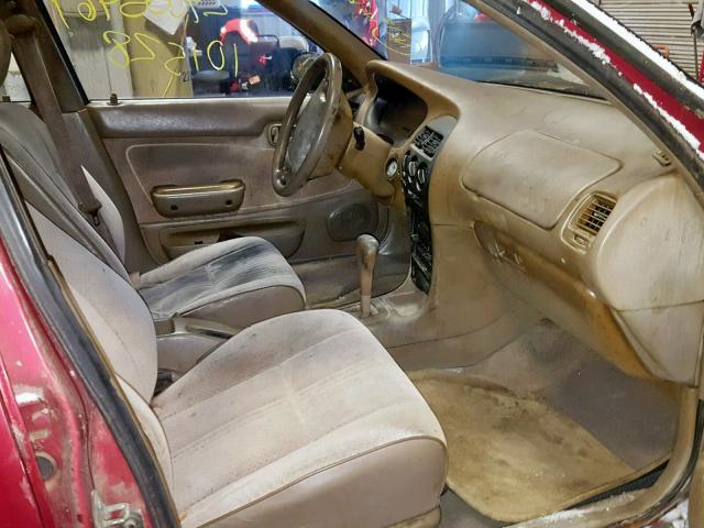 1Y1SK5260TZ058574 - 1996 GEO PRIZM BASE 红色 照片 5