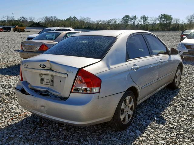 KNAFE221295615286 - 2009 KIA SPECTRA EX SILVER photo 4