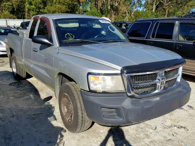 1D7HE32K88S501874 - 2008 DODGE DAKOTA SXT SILVER photo 1