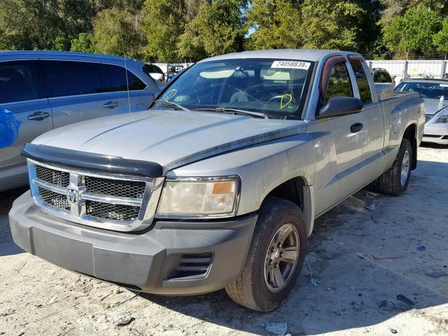 1D7HE32K88S501874 - 2008 DODGE DAKOTA SXT SILVER photo 2