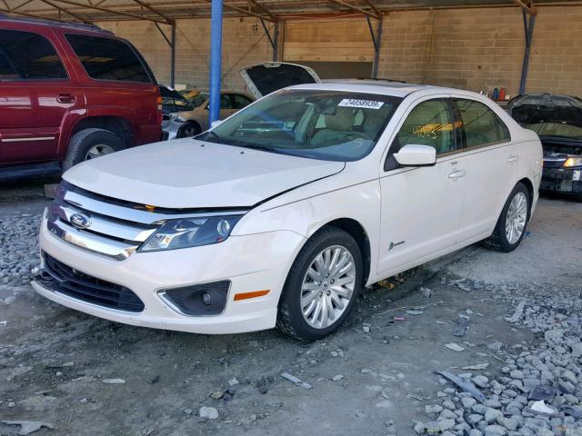 3FADP0L31CR243412 - 2012 FORD FUSION HYB WHITE photo 2