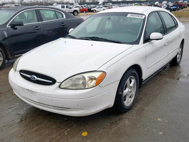 1FAFP55232A209796 - 2002 FORD TAURUS SES WHITE photo 2