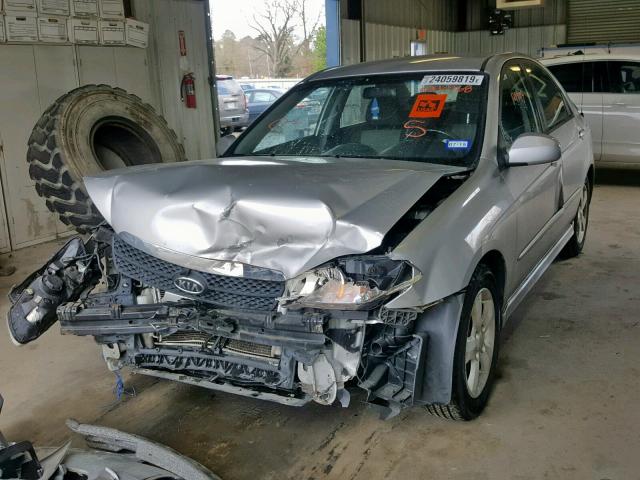 KNAFE221895026968 - 2009 KIA SPECTRA EX SILVER photo 2