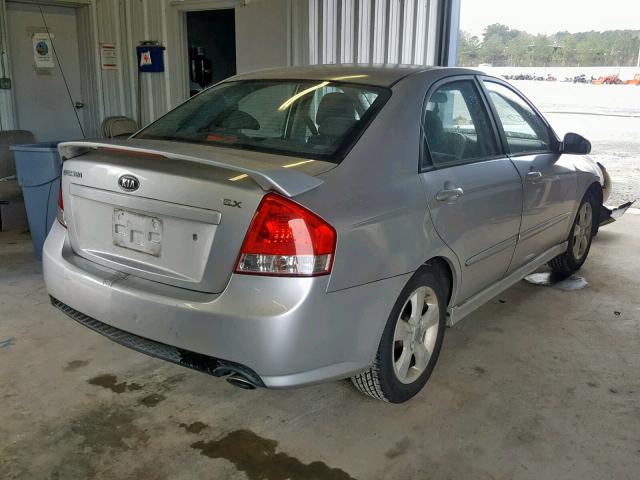 KNAFE221895026968 - 2009 KIA SPECTRA EX SILVER photo 4