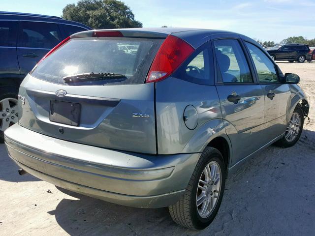 3FAFP37N05R145657 - 2005 FORD FOCUS ZX5 GREEN photo 4