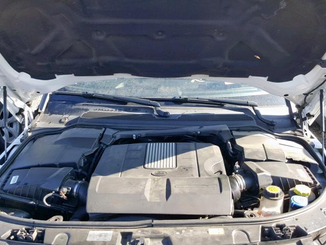 SALAC2V6XGA812861 - 2016 LAND ROVER LR4 BASE 白色 照片 7