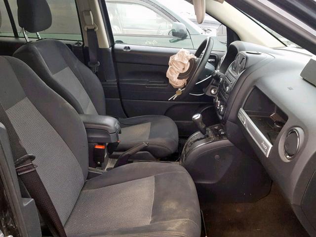 1C4NJDBB8ED537109 - 2014 JEEP COMPASS SP ნაცრისფერი ფოტო 5