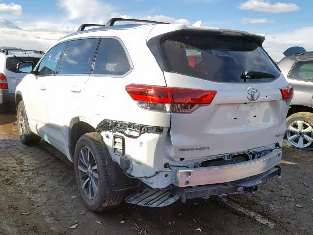 5TDJZRFH2JS548351 - 2018 TOYOTA HIGHLANDER თეთრი ფოტო 3