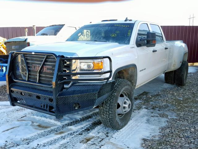 1GT42VC8XGF131308 - 2016 GMC SIERRA K35 WHITE photo 2