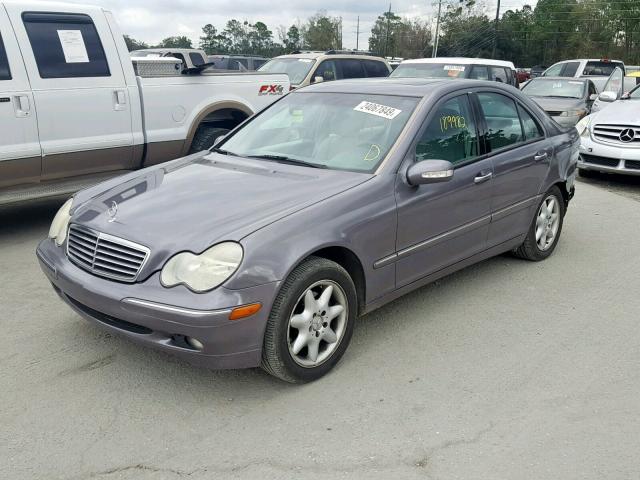 WDBRF61J42F193736 - 2002 MERCEDES-BENZ C 240 GRAY photo 2