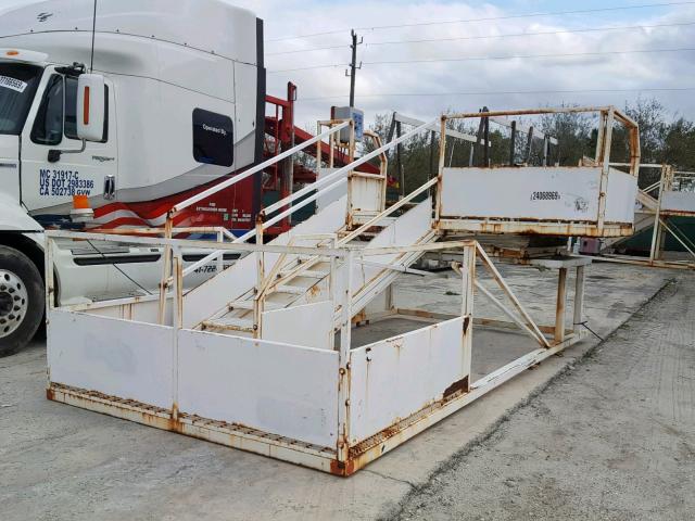 00000000000000180 - 2007 EQUI LIFT WHITE photo 3