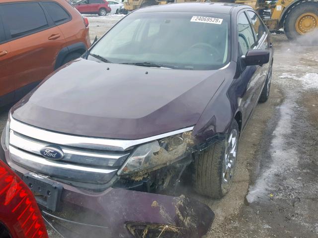 3FAHP0HA8BR161765 - 2011 FORD FUSION SE MAROON photo 2