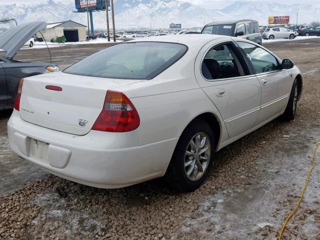 2C3HE66G64H620370 - 2004 CHRYSLER 300M WHITE photo 4