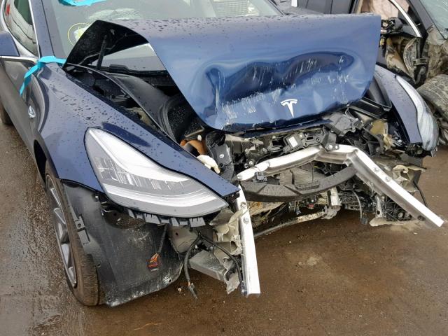 5YJ3E1EB8JF118685 - 2018 TESLA MODEL 3 BLUE photo 9