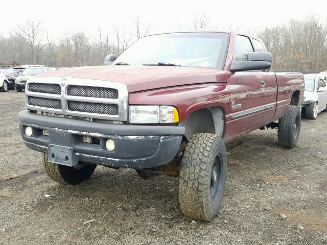 3B7KF23C32M258103 - 2002 DODGE RAM 2500 BURGUNDY photo 2