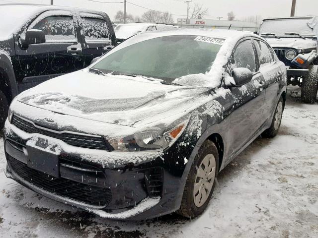 3KPA24AB9JE062740 - 2018 KIA RIO LX BLACK photo 2