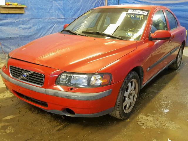 YV1RH58D522115389 - 2002 VOLVO S60 2.5T RED photo 2