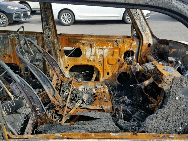 JTLKT324140148685 - 2004 TOYOTA SCION XB 黑色 照片 5