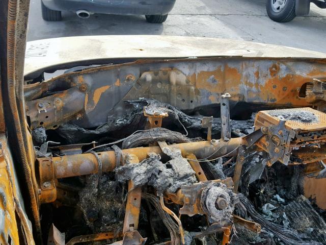 JTLKT324140148685 - 2004 TOYOTA SCION XB 黑色 照片 8