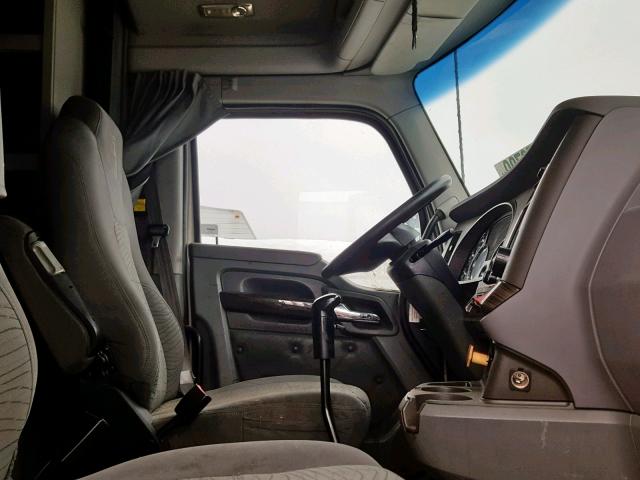 1XKYD49X7EJ411884 - 2014 KENWORTH CONSTRUCTI BROWN photo 5