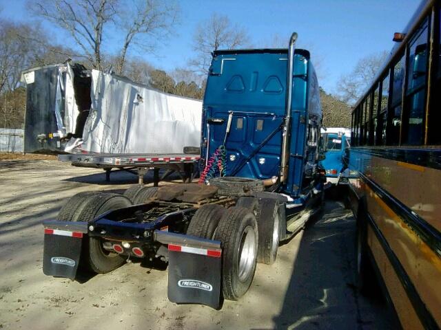 1FUJGLD62FLGB5065 - 2015 FREIGHTLINER CASCADIA 1 BLUE photo 4