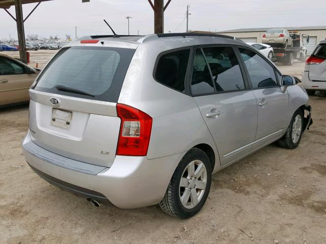 KNAFG525X77068753 - 2007 KIA RONDO BASE SILVER photo 4