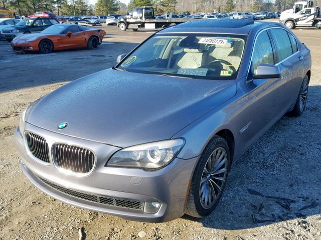 WBAKB4C58CC575609 - 2012 BMW 740 LI GRAY photo 2