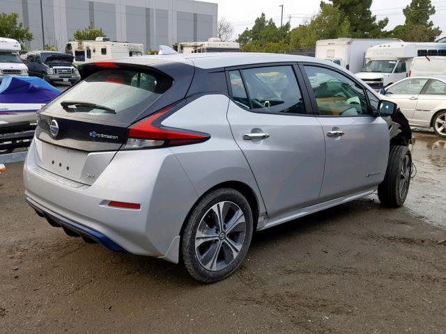 1N4AZ1CP9JC317483 - 2018 NISSAN LEAF S SILVER photo 4