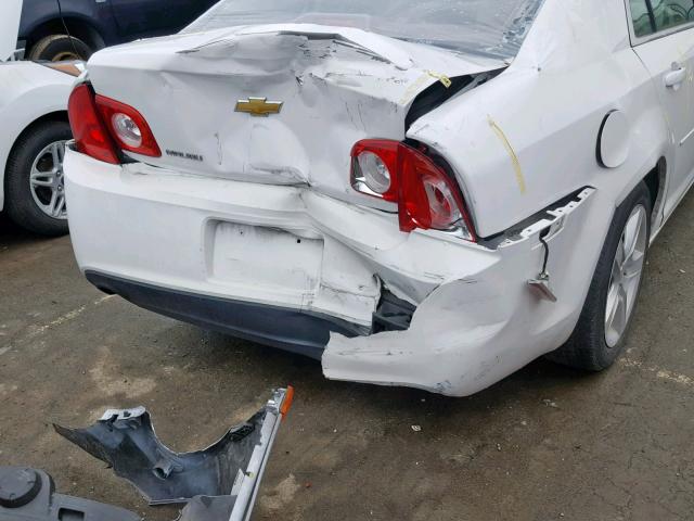 1G1ZA5EU7CF393793 - 2012 CHEVROLET MALIBU LS WHITE photo 9