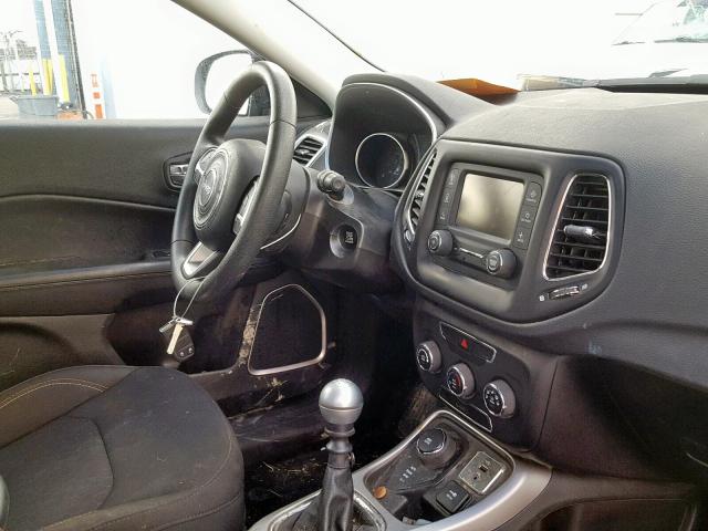 3C4NJDAB8JT366884 - 2018 JEEP COMPASS SP ნაცრისფერი ფოტო 9
