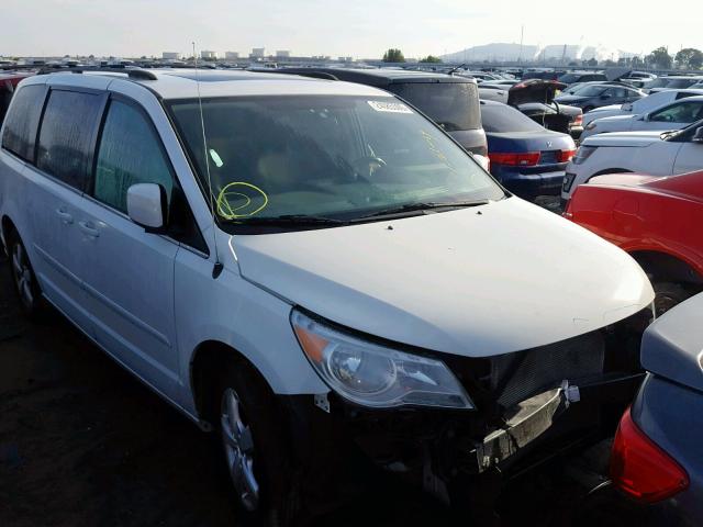 2V8HW34139R517810 - 2009 VOLKSWAGEN ROUTAN SE WHITE photo 1