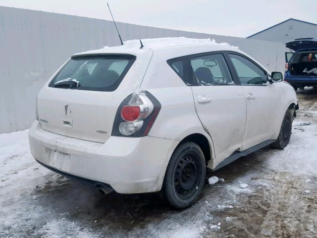 5Y2SP67839Z443934 - 2009 PONTIAC VIBE WHITE photo 4