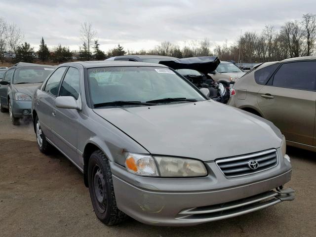 JT2BG22K4Y0483656 - 2000 TOYOTA CAMRY CE TAN photo 1