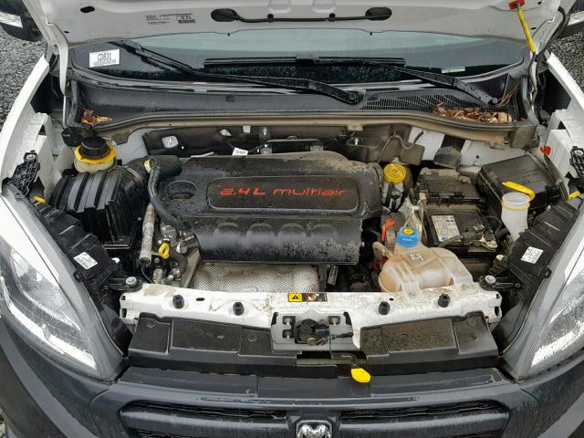 ZFBERFAB8J6H68649 - 2018 RAM PROMASTER 白色 照片 7