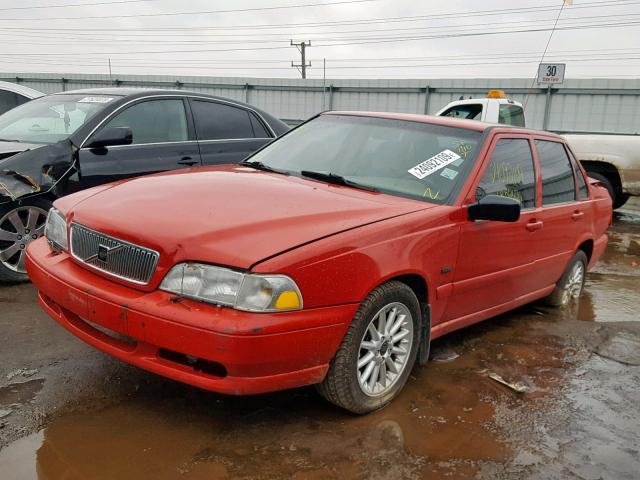 YV1LS5579W3517311 - 1998 VOLVO S70 RED photo 2